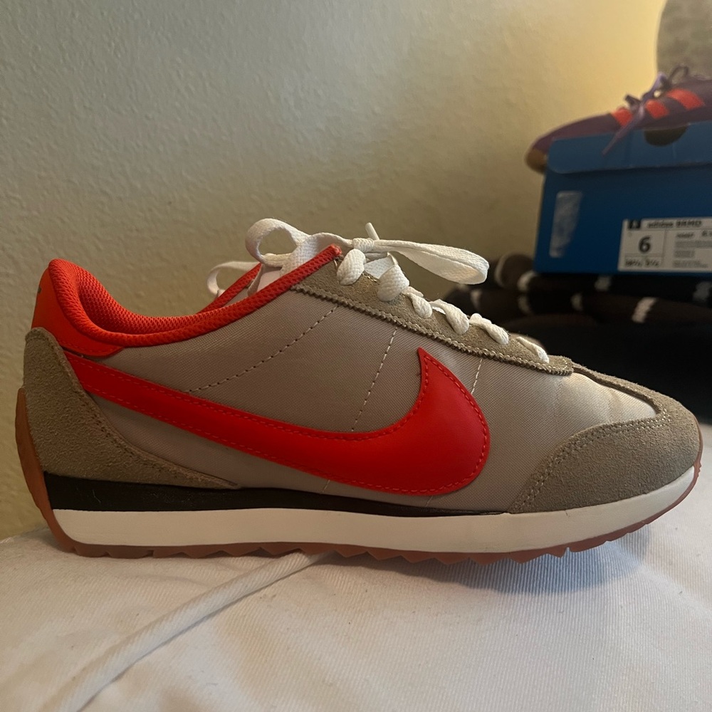 Nike Pacific Sneakers